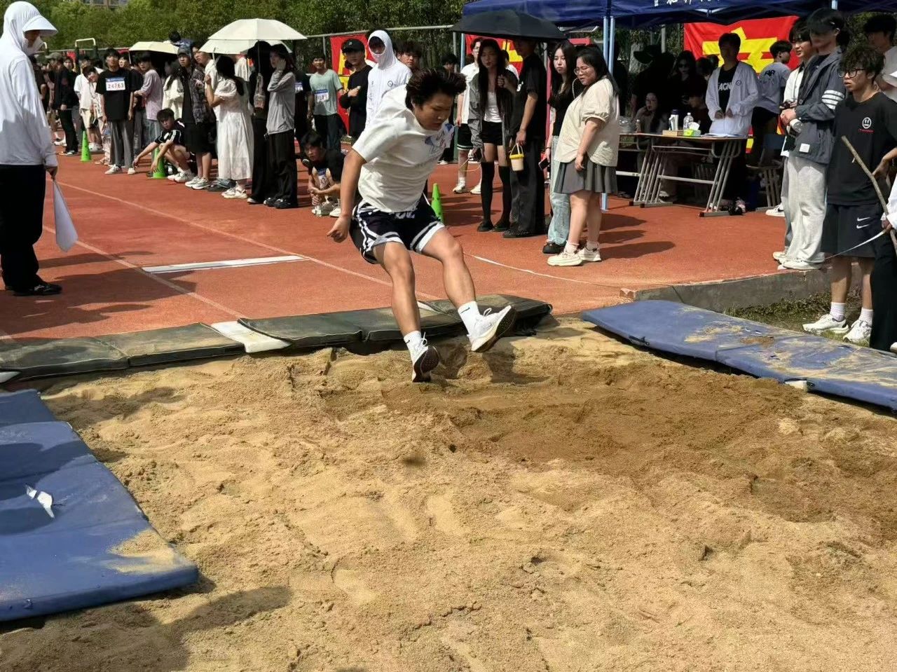微信图片_20250428165112.jpg