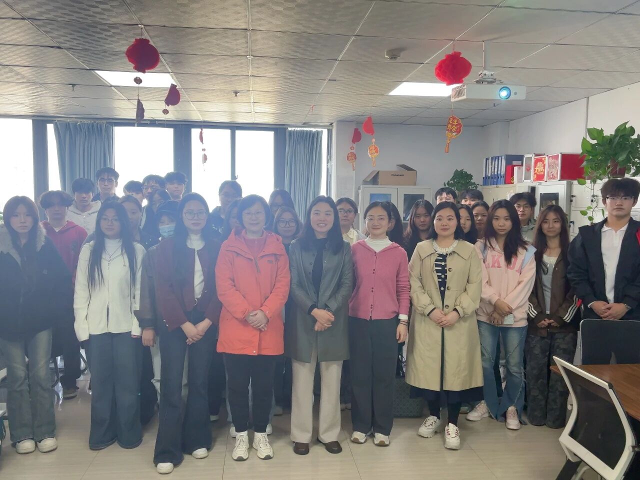 20251117210726_351490.jpg 微信图片_2025-11-17_205831_895.jpg