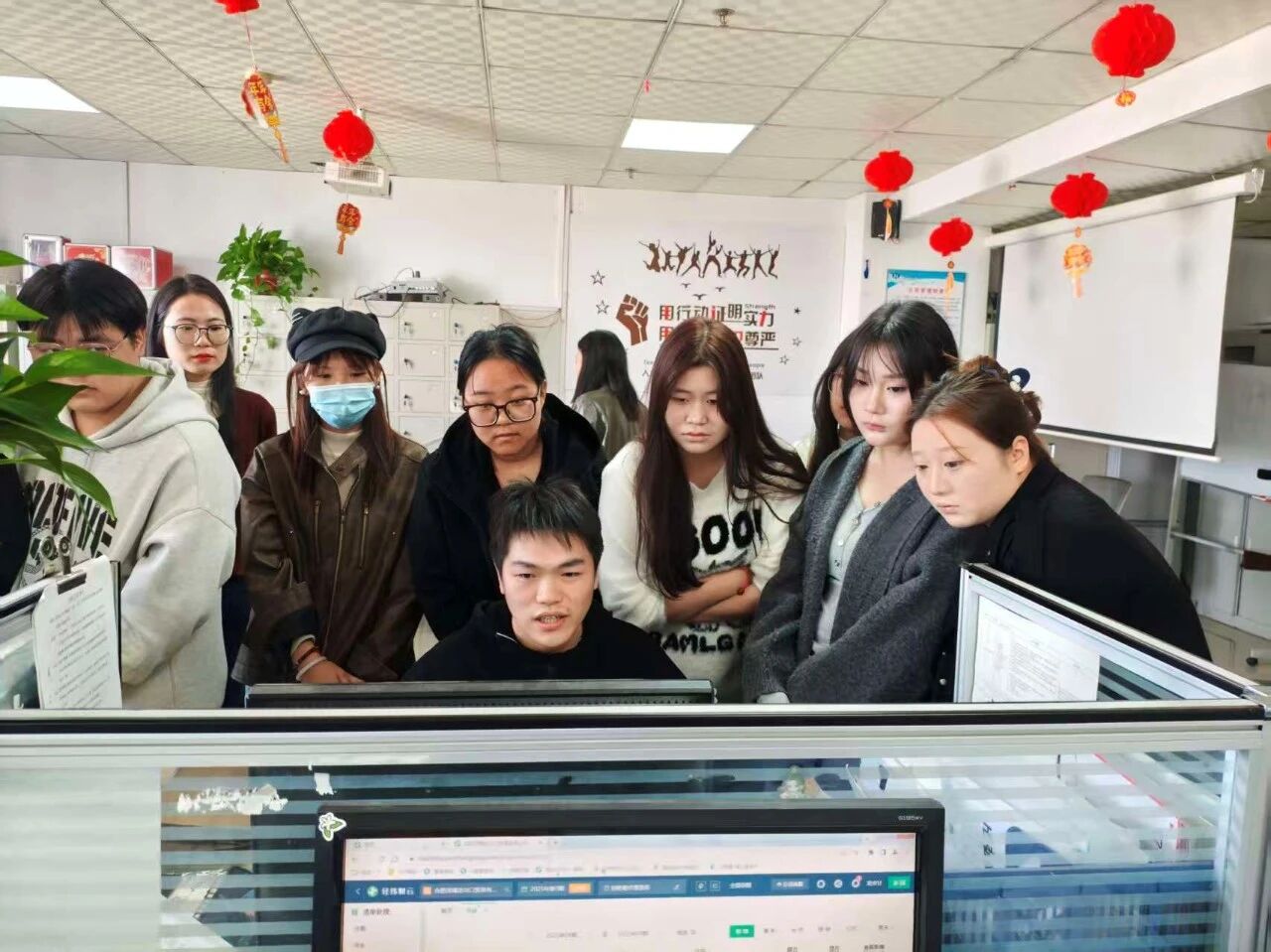 20251117210813_465895.jpg 微信图片_2025-11-17_205900_789.jpg