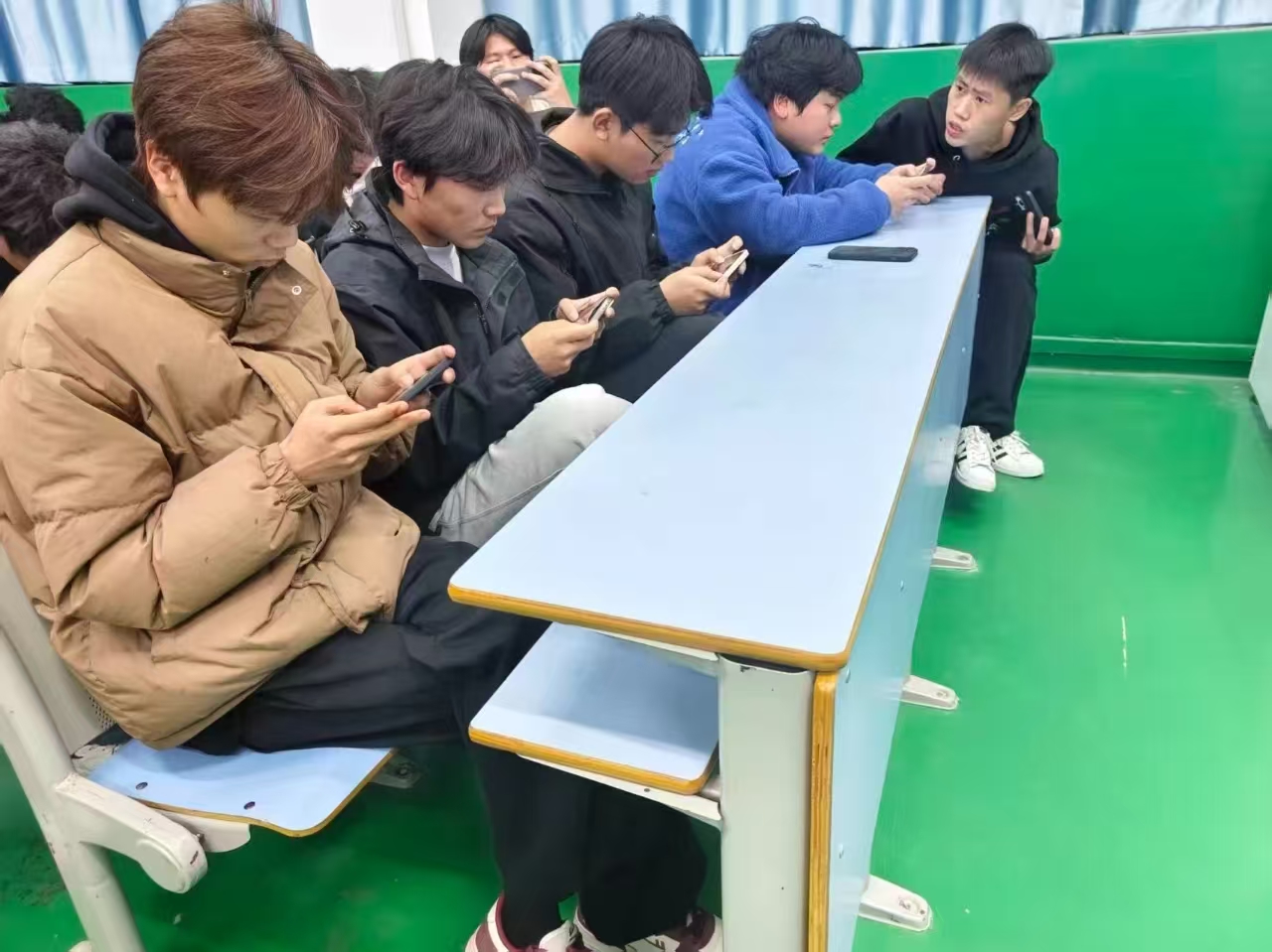 20251127182852_576982.jpg 20251127182852_576982.jpg