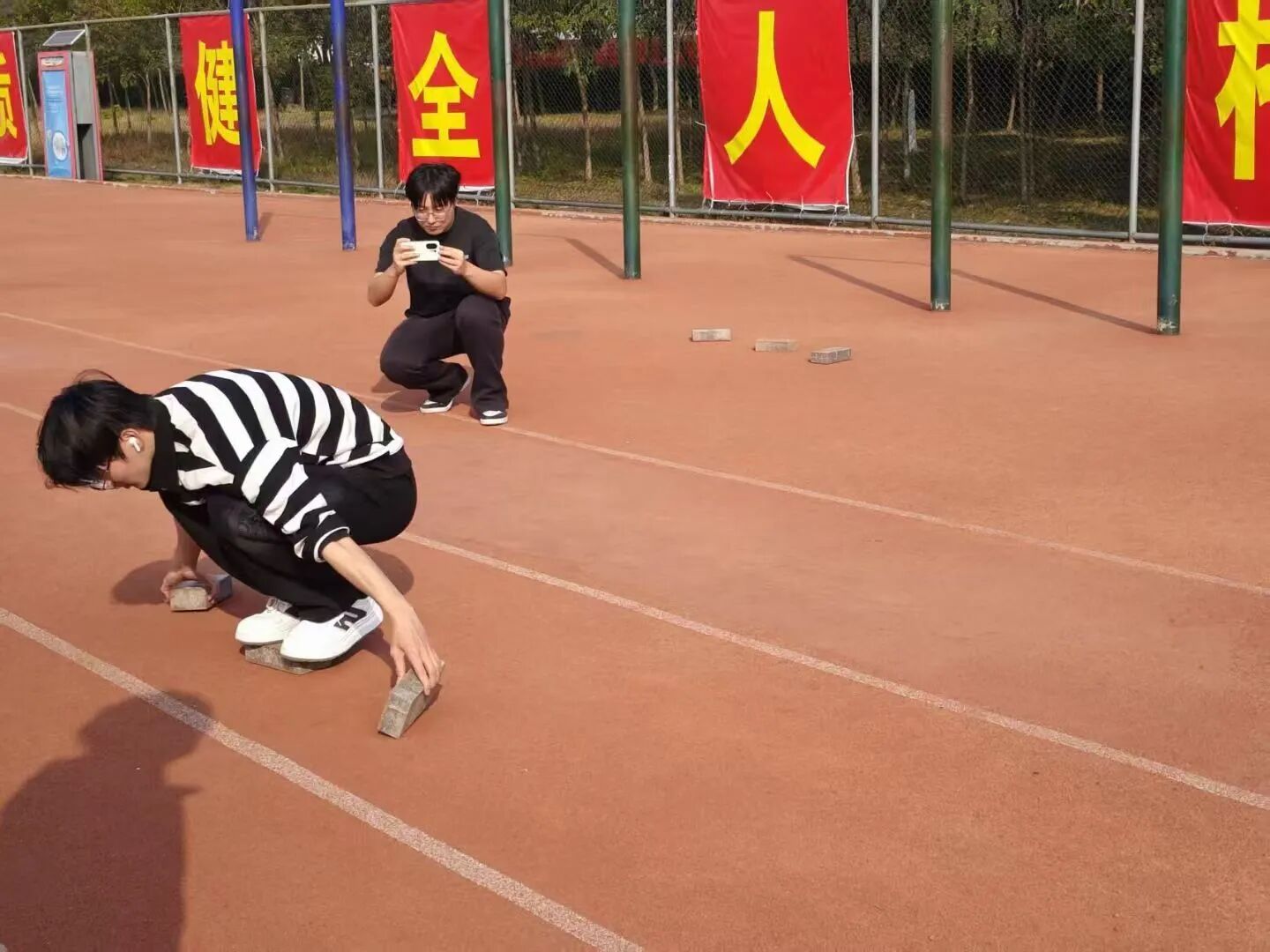 20251211114321_348289.jpg 微信图片_2025-12-11_113453_822.jpg