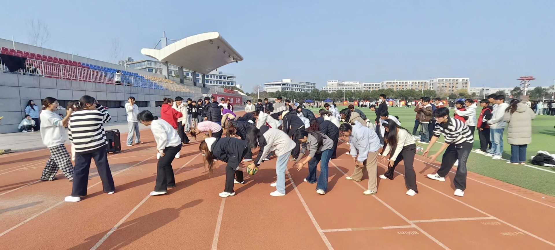 20251211120122_971015.jpg 微信图片_2025-12-11_113355_744.jpg