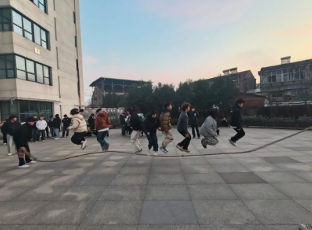 屏幕截图 2025-12-23 214837.png