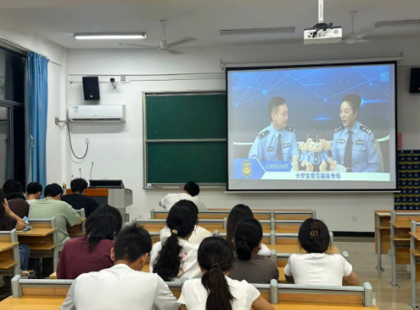 屏幕截图 2025-12-29 220832.png