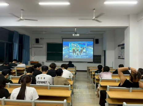 屏幕截图 2025-12-29 220838.png