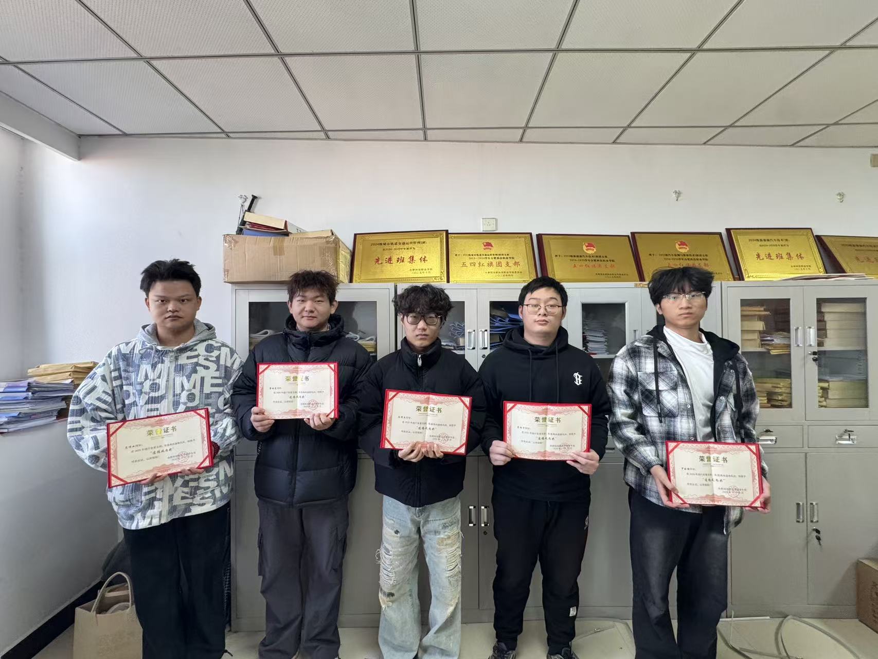 20260104103920_110974.jpg 20260104103920_110974.jpg